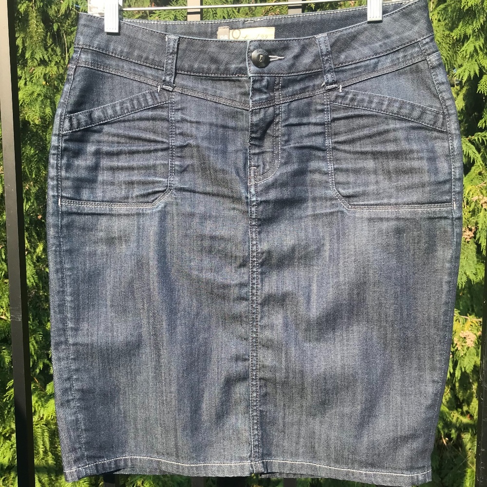 Level 99 denim skirt